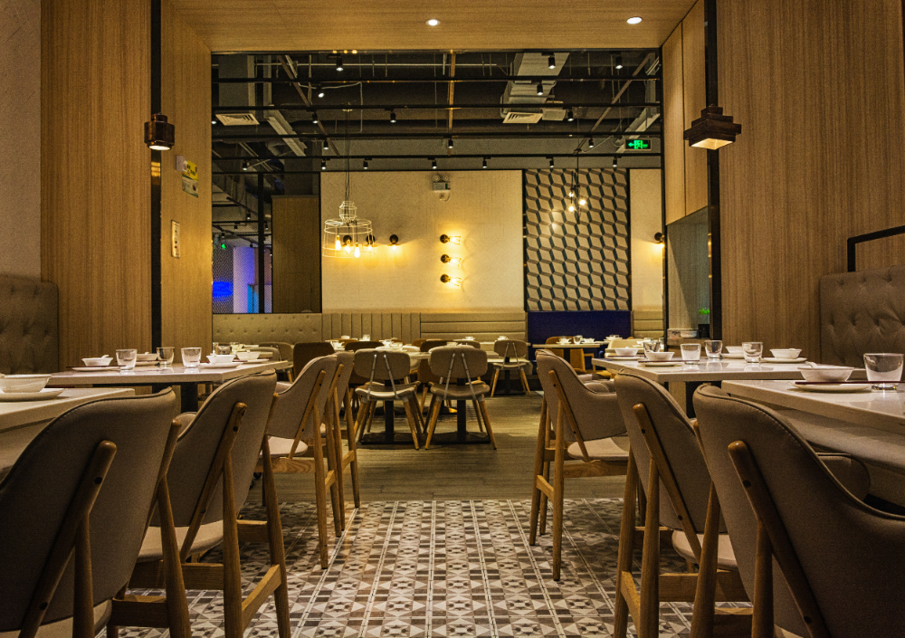 3392 restaurant lease